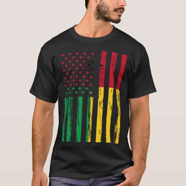 Guinea Bissau Flag America US DNA  for Guinea Biss T Shirt (Framsida)