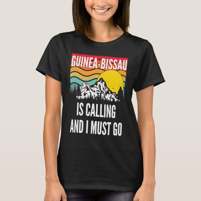 Guinea bissau Is Calling And I Must Go, Wavy Sunse T Shirt (Framsida)