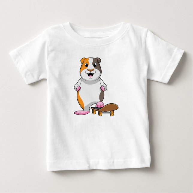 Guinea gris som Skater med Skateboard T Shirt (Framsida)