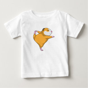 Guinea gris vid Yoga Stretching-övningen T Shirt