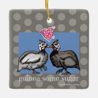 GUINEA NÅGON keramisk prydnad för SOCKERpolkadot Julgransprydnad Keramik