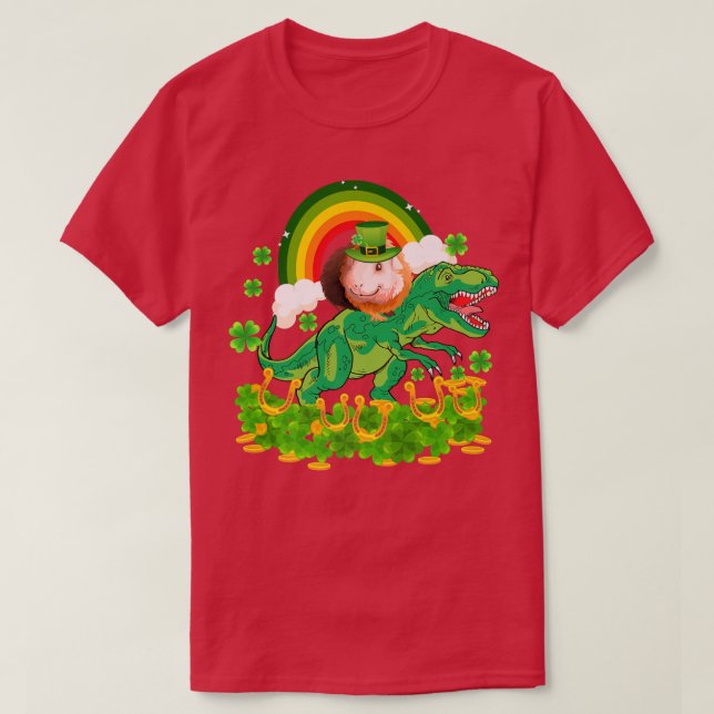 Guinea Pig Wearing Irish Hat Riding Dinosaur T Re  Shirt (Design framsida)