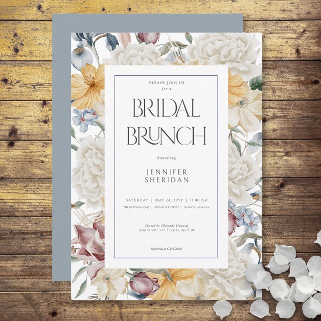 Gul Blå & Vit Blommig Vit Bröllopsbrunch Inbjudningar (Yellow Blue & White Floral White Bridal Brunch Invitation)