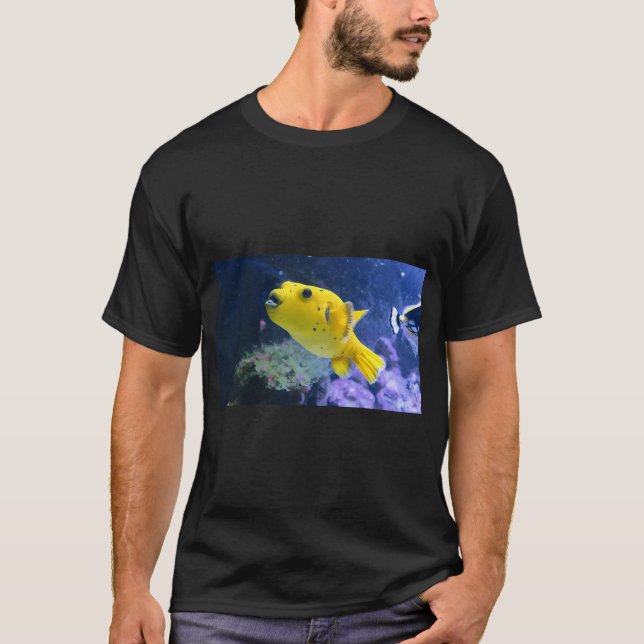 Gul blåsfisk t shirt (Framsida)