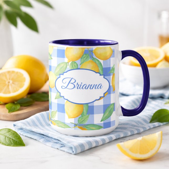 Gul citronprint på blå och vit gingham-mugg mugg (Skapare uppladdad)