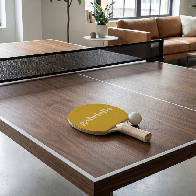 Gul Fet Typografi Personligt Namn Pingisracket (Skapare uppladdad)