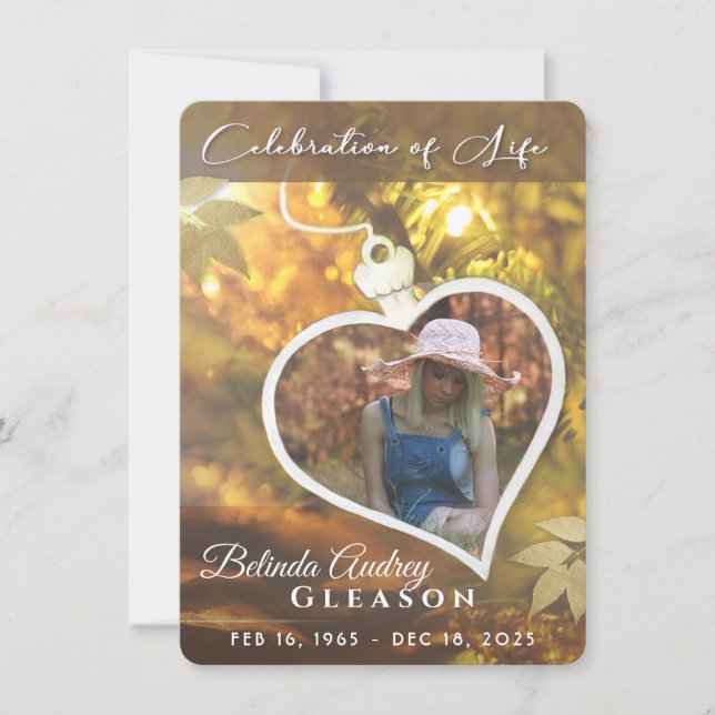 Gul hjärta firande av Live minnesinbjudan Inbjudningar (Framsida)