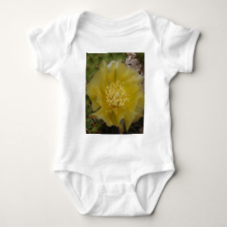 Gul kaktus i blomning tee shirt