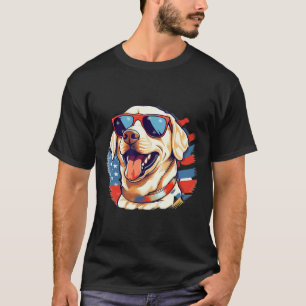 Gul lab 4:e juli: Design Patriotic Valp Labrad T Shirt