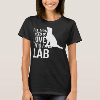 Gul lab allt du behöver är Kärlek och en labrador T Shirt