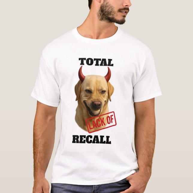 Gul Labrador 'TOTAL BRIST PÅ MINNE' T-shirt (Framsida)