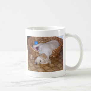 gul labrador valp kaffemugg