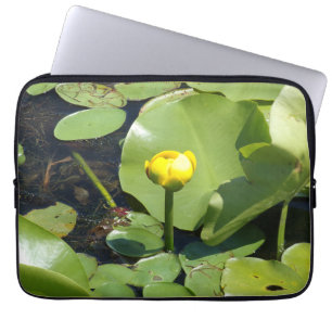 Gul lilyknopp och lilyblad laptopfodral laptop fodral