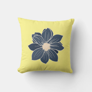 Gul med blå blomma kudde