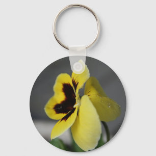 Gul pansy nyckelring