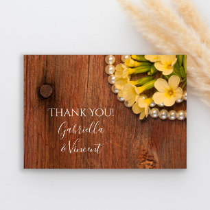 Gula blommor Barn Wood Landsbyggsbröllop Tack Kort
