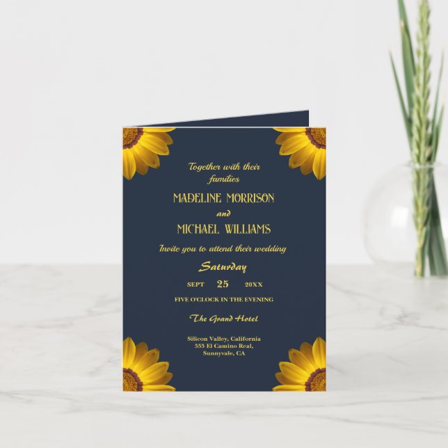 Gula blommor på marinblå bakgrund Monogram in Inbjudan (Framsida)