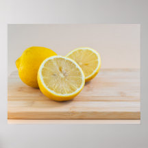 Gula citronskivor matfotografering stilleben