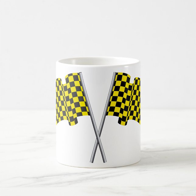 Gula och svarta tävlingsflaggor kaffemugg (Skapare uppladdad)