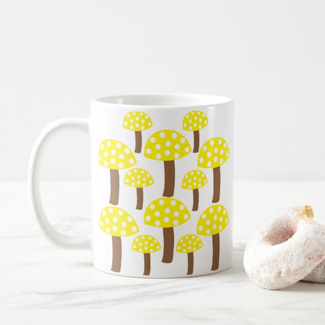 Gula Svampar Mönster Kaffemugg (Med munk)