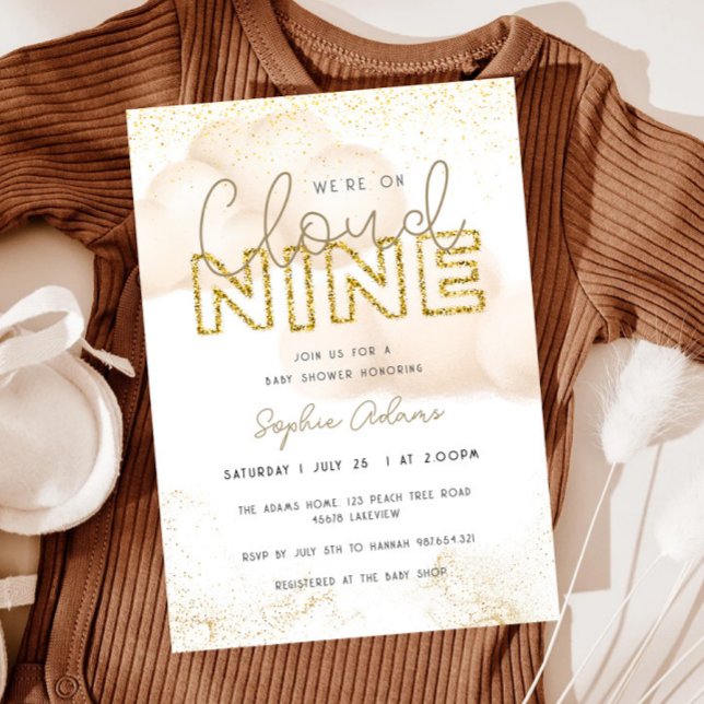 Guld är på molnet Nine Neutralt Baby Shower Inbjudningar (Skapare uppladdad)