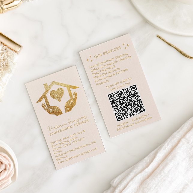 Guld Blush StädsERVICE Hemstädning QR-kod Logo Visitkort (Gold Blush Cleaning Service Maid QR Code Logo Business Card)
