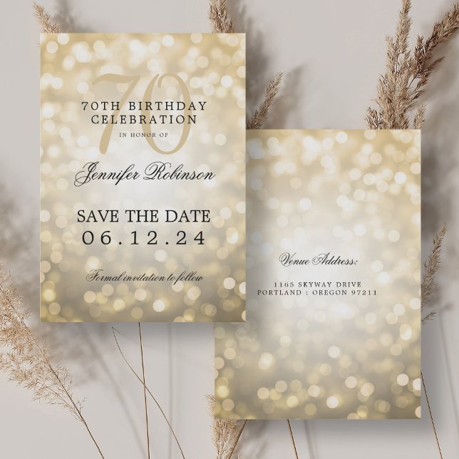 Guld bokeh 70:e födelsedag Spara datumet Inbjudningar (Gold Bokeh 70th Birthday Save the Date Invitation)