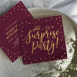 Guld & Burgundy | Överraskande 60:e Födelsedagsfes Inbjudningar<br><div class="desc">Högtidlighålla din speciella dag med den här snyggten,  den moderna överraskningsmallen födelsedagsfest inbjudan. Den här designen har chic guld texturerad kalligrafi och konfekti på en burgundröd bakgrund. Du kan anpassa texten till valfri födelsedag eller händelse. (21:e,  30:e,  40:e,  50:e,  60:e,  70:e,  80:e,  90:e,  100:e)</div>