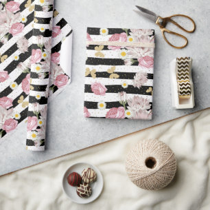 Guld Butterflies Ro Daisy Blommönster Gift Presentpapper