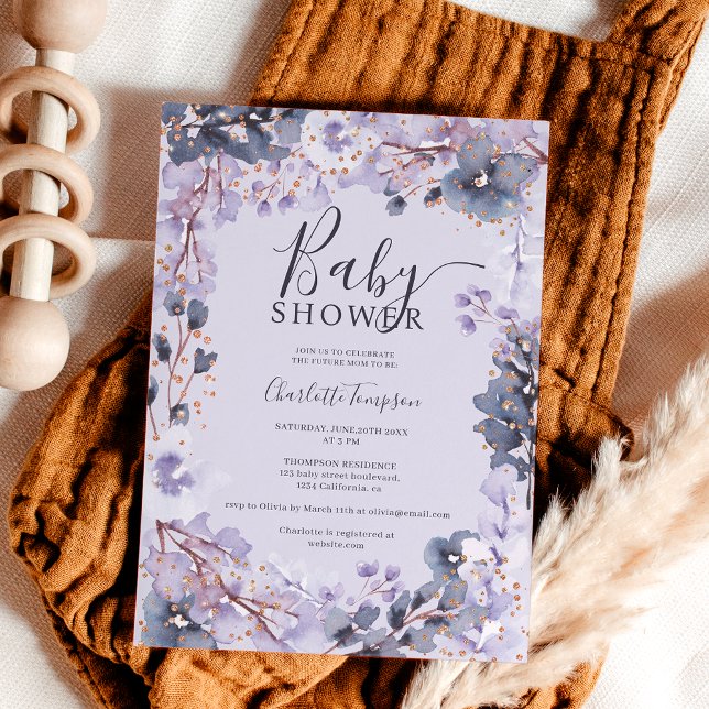 Guld chic lavender blommigt vattenfärgsdusch för b inbjudningar (Gold chic lavender floral watercolor baby shower invitation on light lavender)