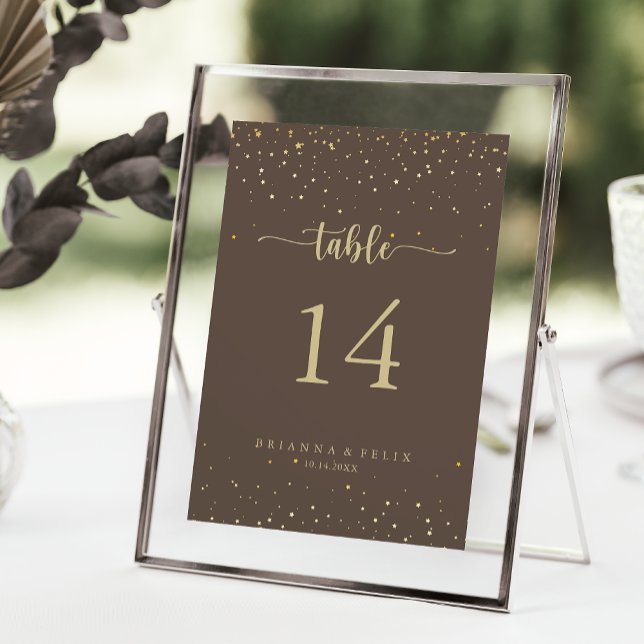 Guld Confetti Brown Calligraphy Bröllop Bordsnummer (Skapare uppladdad)