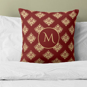 Guld Damask Pattern Monogram på Red Kudde