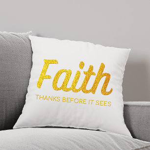 Guld Faith Tee - Gratitude Inspirational Christian Kudde