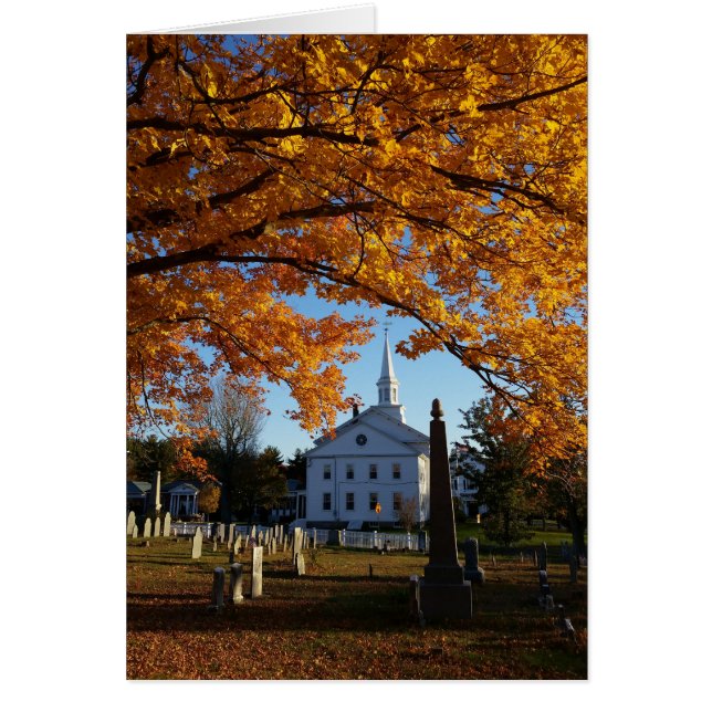 Guld Fall Foliage View of Church från kyrkogård 2 Hälsningskort (Framsidan)