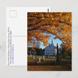 Guld Fall Foliage View of Church från kyrkogård 2 Vykort