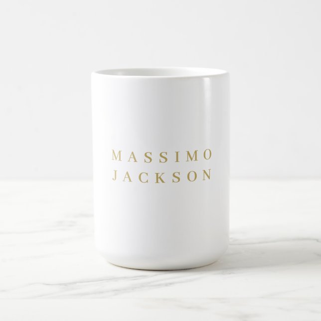 Guld Färg Minimalistisk Professionell Serif Font Kaffemugg (Center)