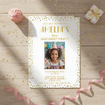 Guld Faux Glitter Kids Girl Birthday Inbjudningar<br><div class="desc">Guld Faux Glitter Kids Girl Birthday Bjud. Den här söta födelsedagsfesten har faux glitter punkter. Ladda upp fotot och anpassa inbjudan med texten.</div>