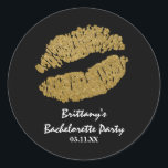 Guld Faux Gnistra Läppar Kiss Party Favor Sticker Runt Klistermärke<br><div class="desc">Guld Faux Gnistra Läppar Kiss Party Favor Sticker.</div>