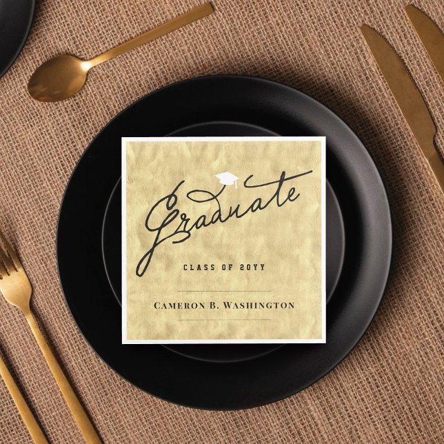 Guld Folie Chic Examen Skript Lyx Examen Fest Pappersservett (Stylish Graduate Script Gold Foil Graduation Cap Grad Party Paper Napkin @ zazzle.com/color_therapy)