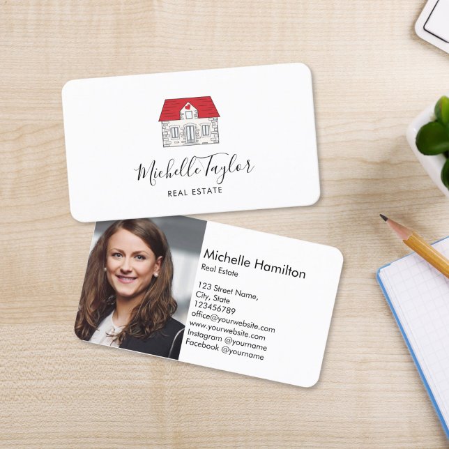 guld-foto i gods professionell visitkort (cute hand drawn house with red roof real estate logo business card)
