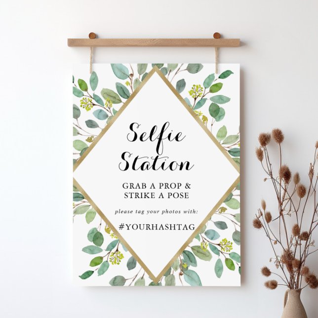 Guld Geometric Calligraphy Selfie Station-tecken Poster (Skapare uppladdad)