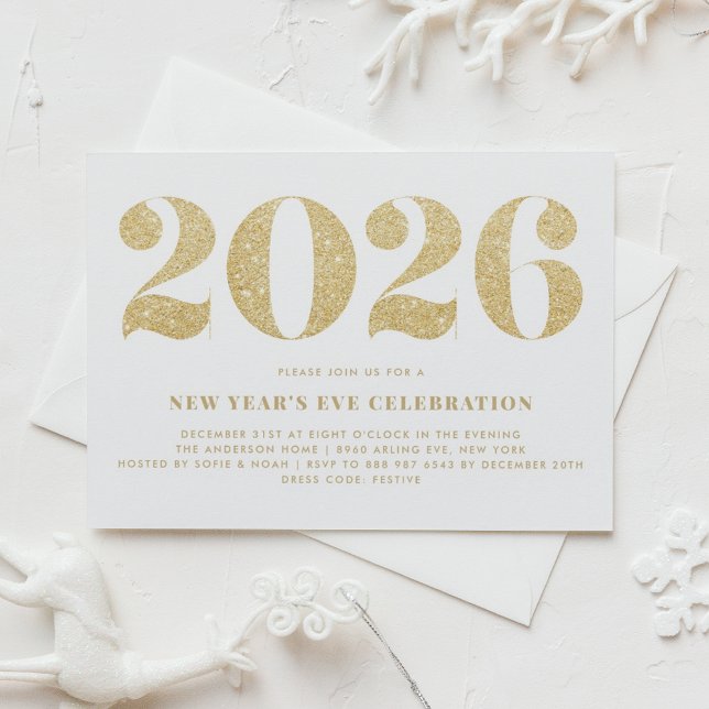 Guld Glitter 2023 Nyårsafton Fest Inbjudningar (Customizable 2026 New Year's Eve party invitation featuring faux gold glitter.)