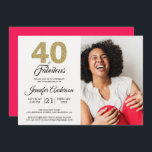 Guld Glitter 40 Fabulous Birthday Diva Rosa Photo Inbjudningar<br><div class="desc">Snyggt, elegant 40-årsfotoinbjudan innehåller ord "40 och Fabulous" i guld glitter och svart chic med kalligrafi och modern typografi. Lägg helt enkelt till dina egna personuppgifter och ditt favoritfoto. Kortets baksida finns i en ljus rosa färg (du kan ändra färg via redigeringsmenyn). Enbart designad för dig av Lycklig Dolphin Studio....</div>