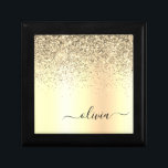 Guld Glitter Girly Luxury Modern Monogram Namn Minnesask<br><div class="desc">Guld Faux Foil Metallic Gnistra Glitter Brushed Metall Monogram Namn Jewelry Keepsakbox Box. Det gör perfekt studenten,  födelsedag,  bröllop,  möhippa,  årsdag,  babydusch eller bachelorette-fest till någon som glam lyx och chic stilar.</div>