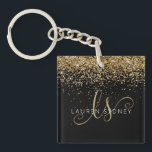 Guld Glitter Glam Monogram Namn<br><div class="desc">Glam Guld Elegant Monogram Namn-nyckelkedjan i Glitter anpassar enkelt trendigets nyckelkedjedesign för chic med elegant guld mousserande glitter på svart bakgrund. Designen har ditt handskrivna skriptmonogram med söt-snurrar och namn.</div>
