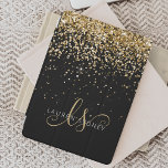 Guld Glitter Glam Monogram Namn iPad Mini Skydd<br><div class="desc">Glam Guld Glitter Elegant Monogram ipad cover. Anpassa enkelt den här chicen av trendig med  som ger elegant guld mousserande glitter mot svart bakgrund. Designen har ditt handskrivna skriptmonogram med söt-snurrar och ditt namn.</div>