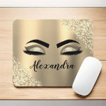 Guld Glitter Gnistra Eyelash Monogram Namn Musmatta<br><div class="desc">Guld Faux Foil Metallic Gnistra Glitter Brushed Metall Monogram Namn och initial Eyelash (Lash),  Eyelash Extensions och Ögon Computer Mousepad (musknapp). Utformningen gör perfekten söt 16-årsjubileum,  bröllop,  möhippa,  årsdag,  babydusch eller bachelorette-festgåva till någon som tittar för ett trendig coola stil.</div>