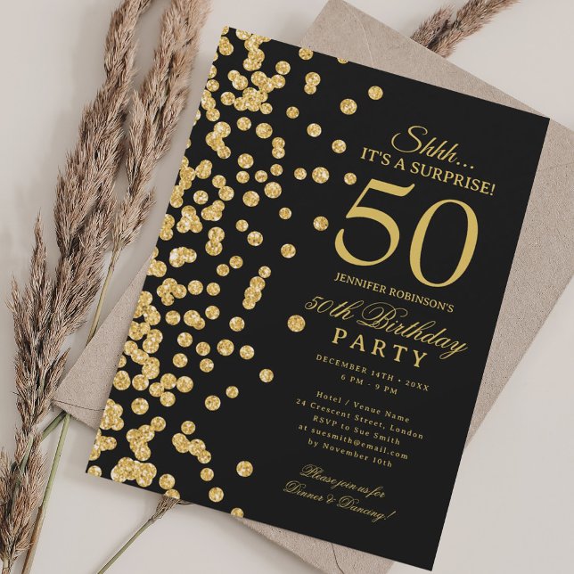 Guld Glitter Överraskning 50-årsdag Svart Inbjudningar (Gold Glitter Surprise 50th Birthday Black Invitation)