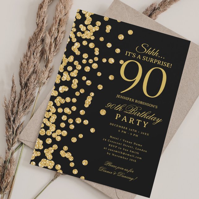 Guld Glitter Överraskning 90-årsdag Svart Inbjudningar (Gold Glitter Surprise 90th Birthday Black Invitation)