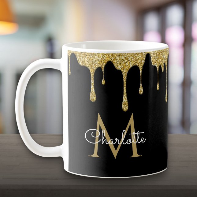 Guld Glitterdroppar Elegant Flickaktig Scriptmonog Kaffemugg (Gold Glitter Drips Elegant Girly Script Monogram Coffee Mug)